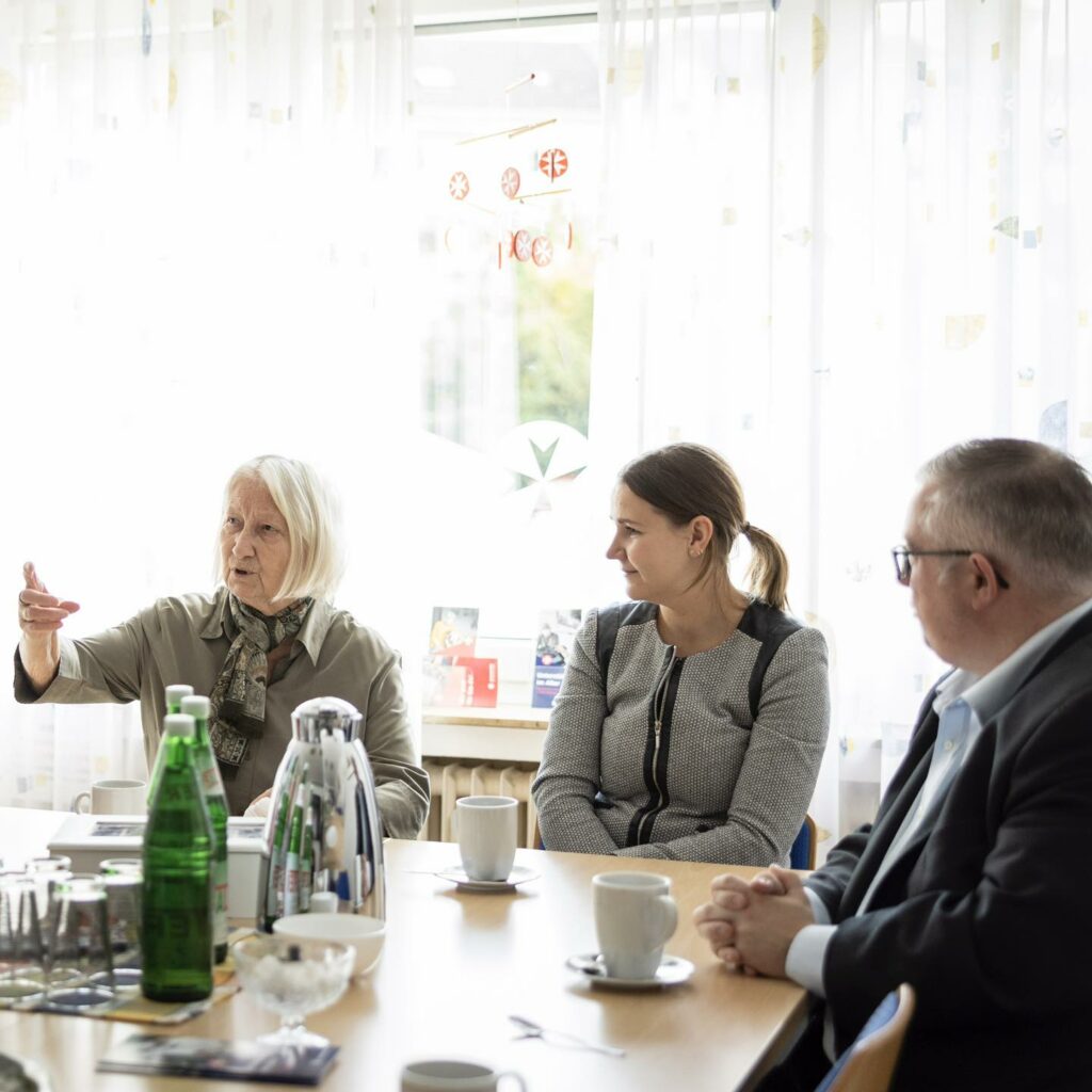 Einsamkeit ist ein wachsendes Problem in unserer Gesellschaft. Chronische Einsa...