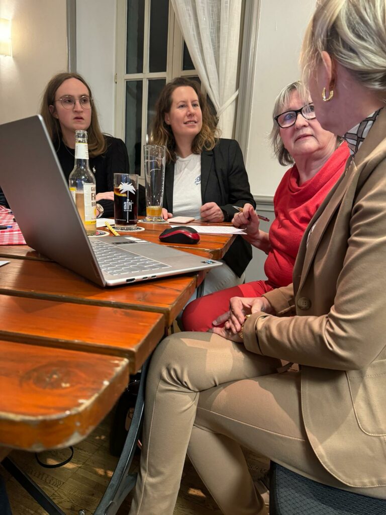 Die CDU entwickelt ein neues Grundsatzprogramm und der CDU Kreisverband Düren-J...
