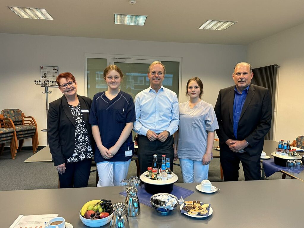 Junge Leute berichten mir begeistert von ihrer Arbeit als #bundesfreiwilligendi...
