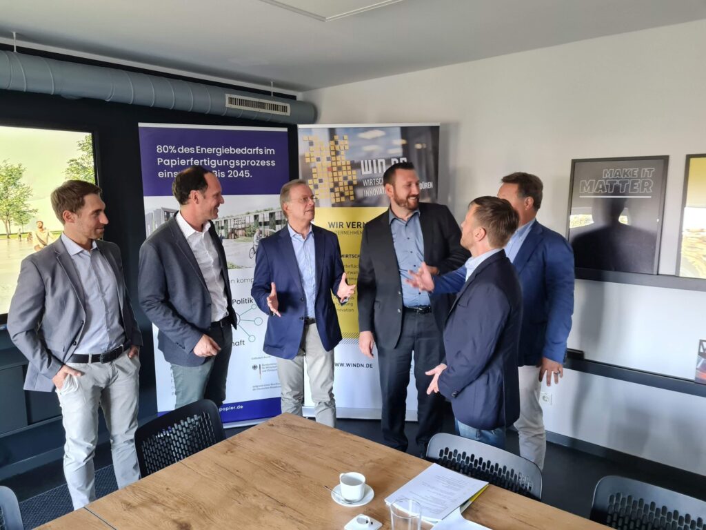 #arbeitsplaetze
 #gutfuerdieregion
 #papierindustriedueren
 #teamcdu
 #thomasrac...