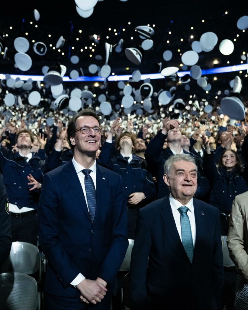 Danke! Danke für Eure Entscheidung, Polizistin & Polizist zu werden. Wir k...