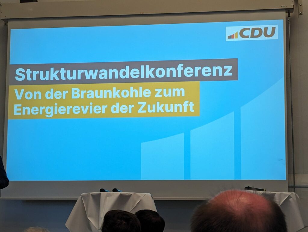 Für einen Samstag ging es heute morgen früh los mit der Strukturwandelkonferenz ...