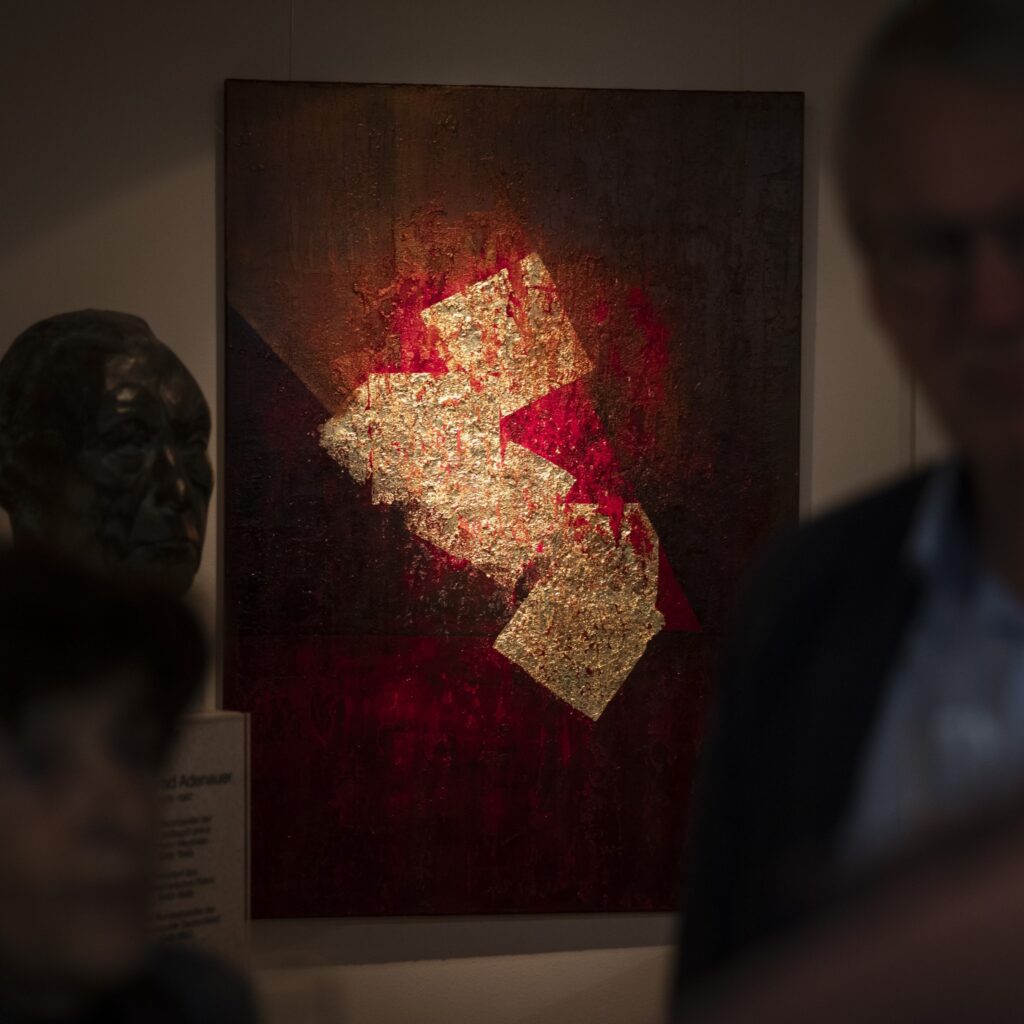 Kunst bringt Menschen zusammen. Sie ist eine Sprache, die für jeden anders kling...