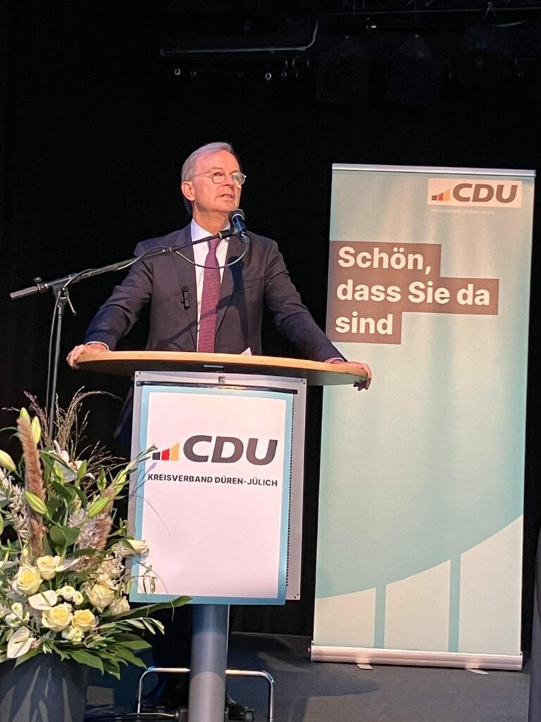 Hier noch einige Fotos zur Kandidatenkür von Thomas Rachel für die Bundestagswah...