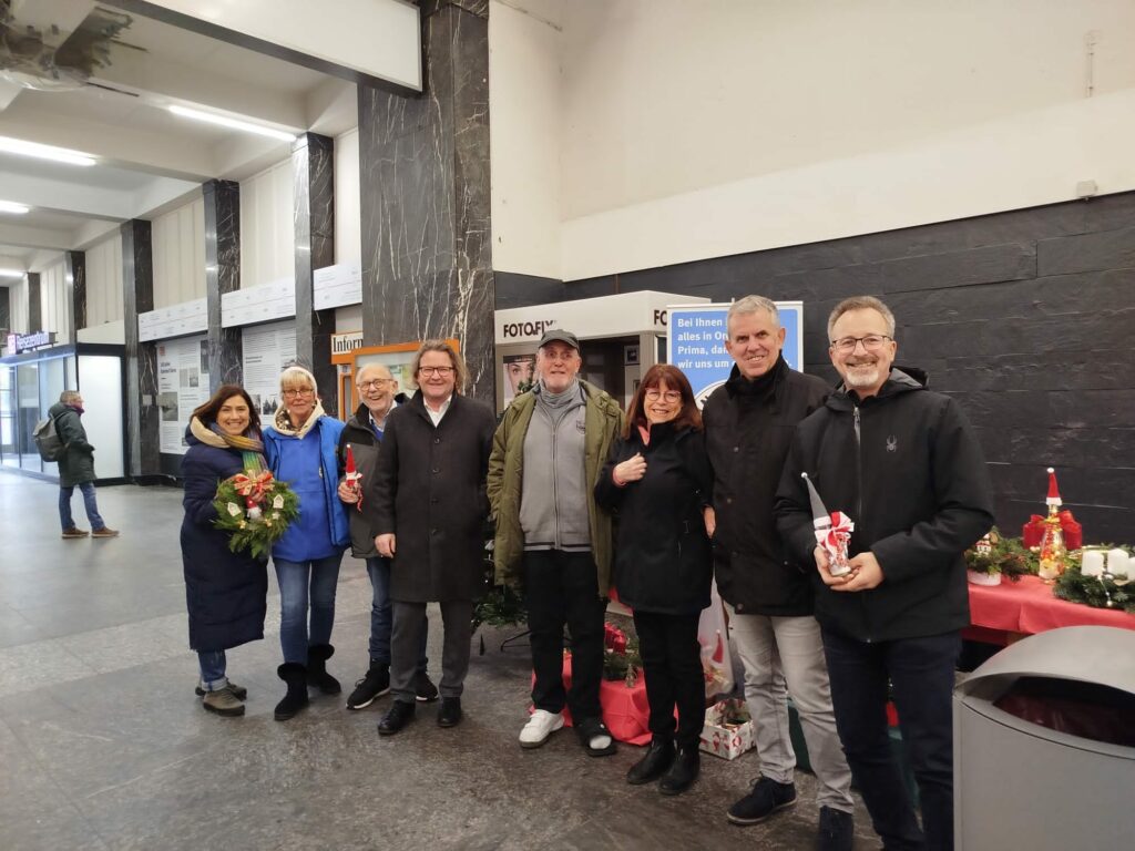 Vertreter der CDU-Fraktion besuchten heute den Adventsbasar der Bahnhofsmission ...