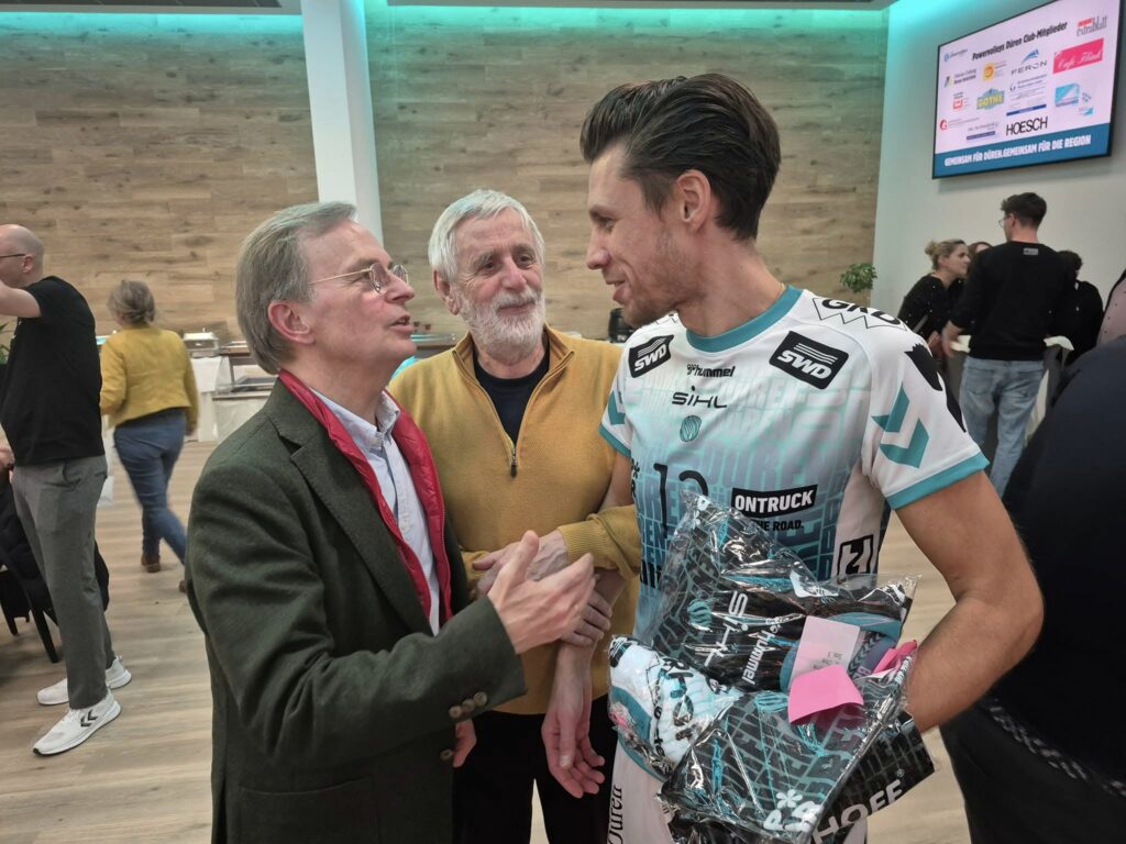 Finaaaale!!! Herzlichen Glückwunsch an die  SWD Powervolleys Düren zum Einzug in...