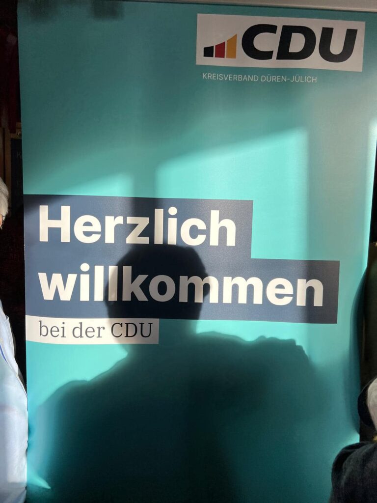 Auf Einladung des Vorsitzenden der CDU Düren-Jülich,Thomas Rachel, war Wolfgang ...