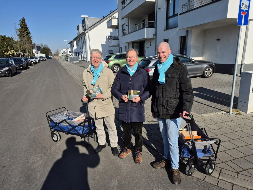 Bei bestem Wetter im #winterwahlkampf sind wir in Birkesdorf unterwegs mit Thom...
