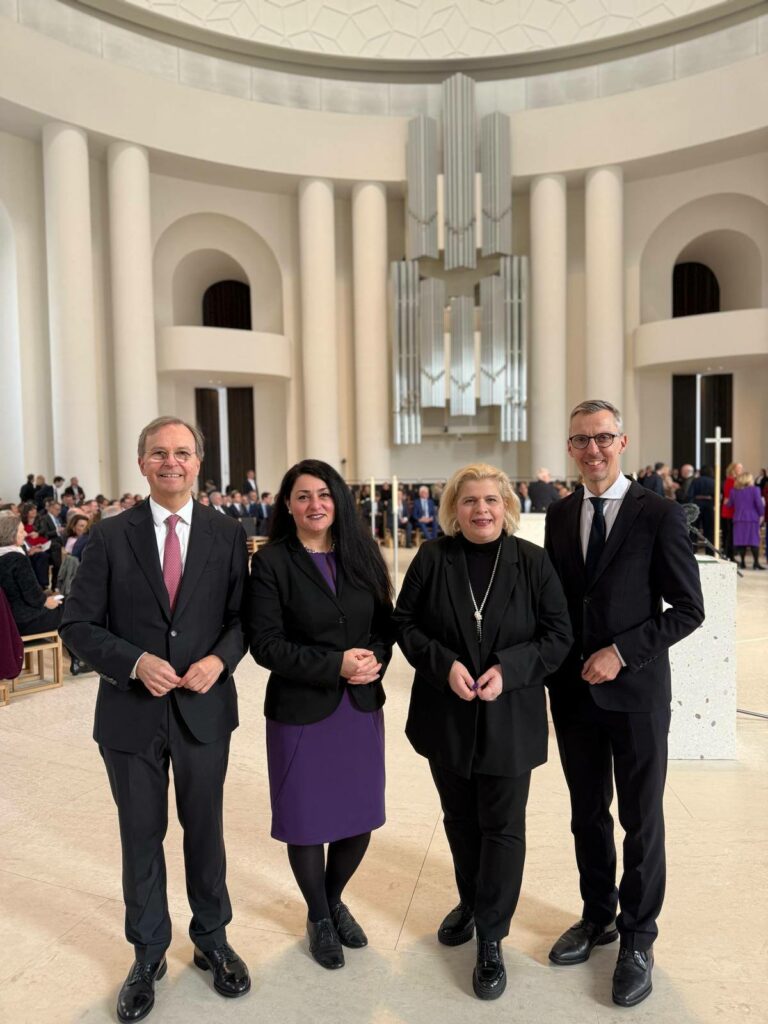 Beim Ökumenischen Gottesdienst anlässlich der konstituierenden Sitzung des 21. D...