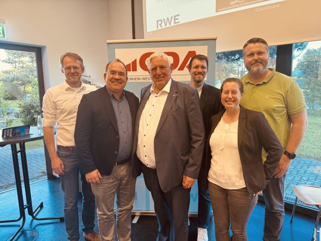 CDA-Arbeitnehmerempfang in Weisweiler

 Der diesjährige Arbeitnehmerempfang von ...