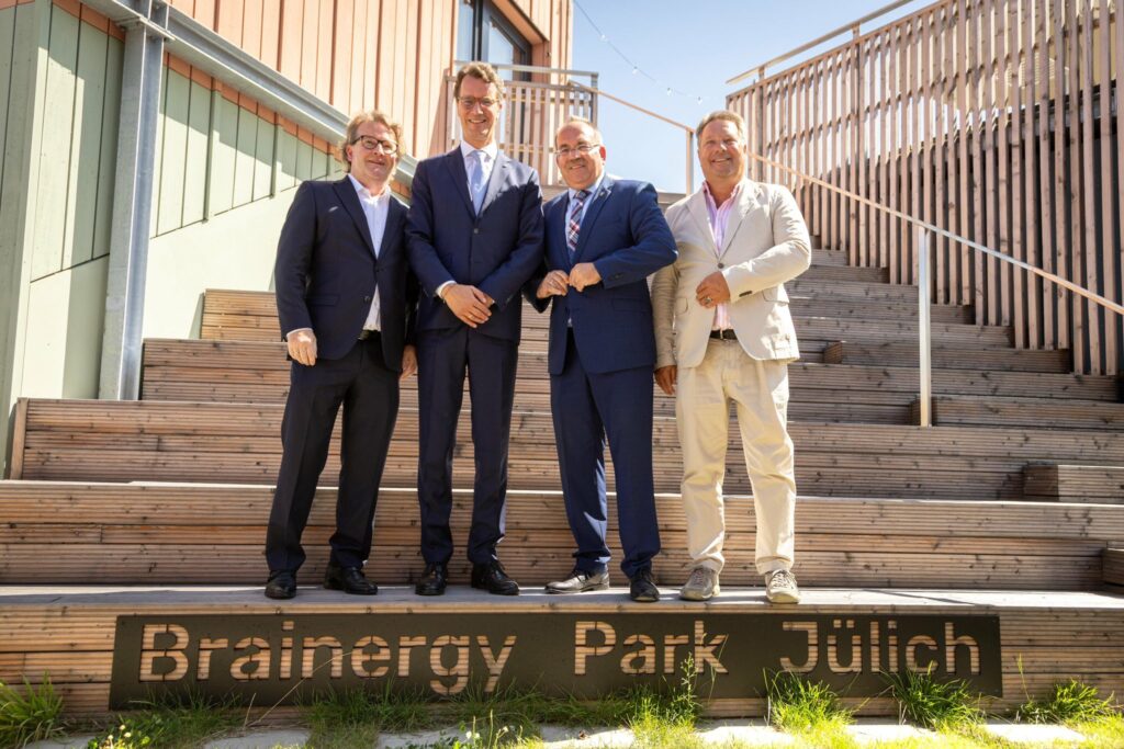 Grundsteinlegung für den Brainergy-Hub im Brainergy-Park durch NRW-Ministerpräsi...