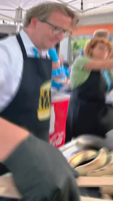 Hier noch einige Impressionen vom gestrigen Sommerfest mit unserem Hamm- Burgerm...
