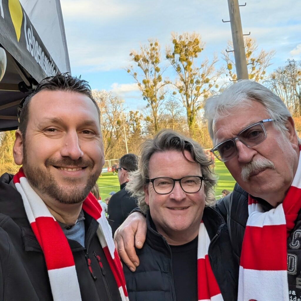 Ein schöner Fußball-Nachmittag!
Herzlichen Dank an den SC Alemannia Lendersdor...
