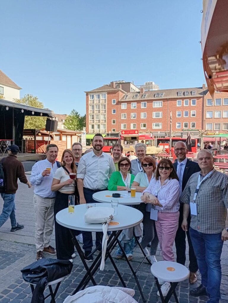 Pfingsten in Düren – das bedeutet: Biermarkt! 

Gutes Wetter hat gestern für vol...