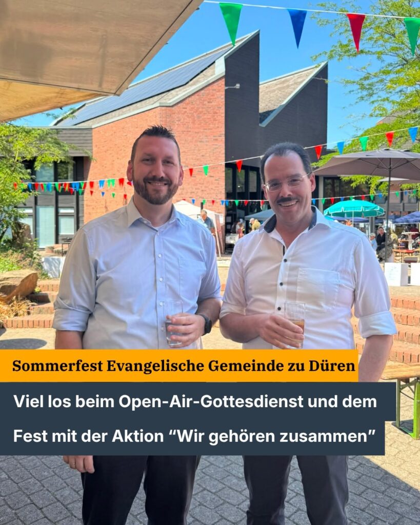 Ein Gottesdienst unter freiem Himmel, mitten im bunten Treiben: Das Gemeindefes...